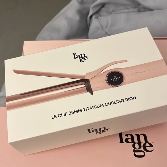 l’ange Le Clip
1” (25MM) Titanium Curling Iron - Picture 6 of 7